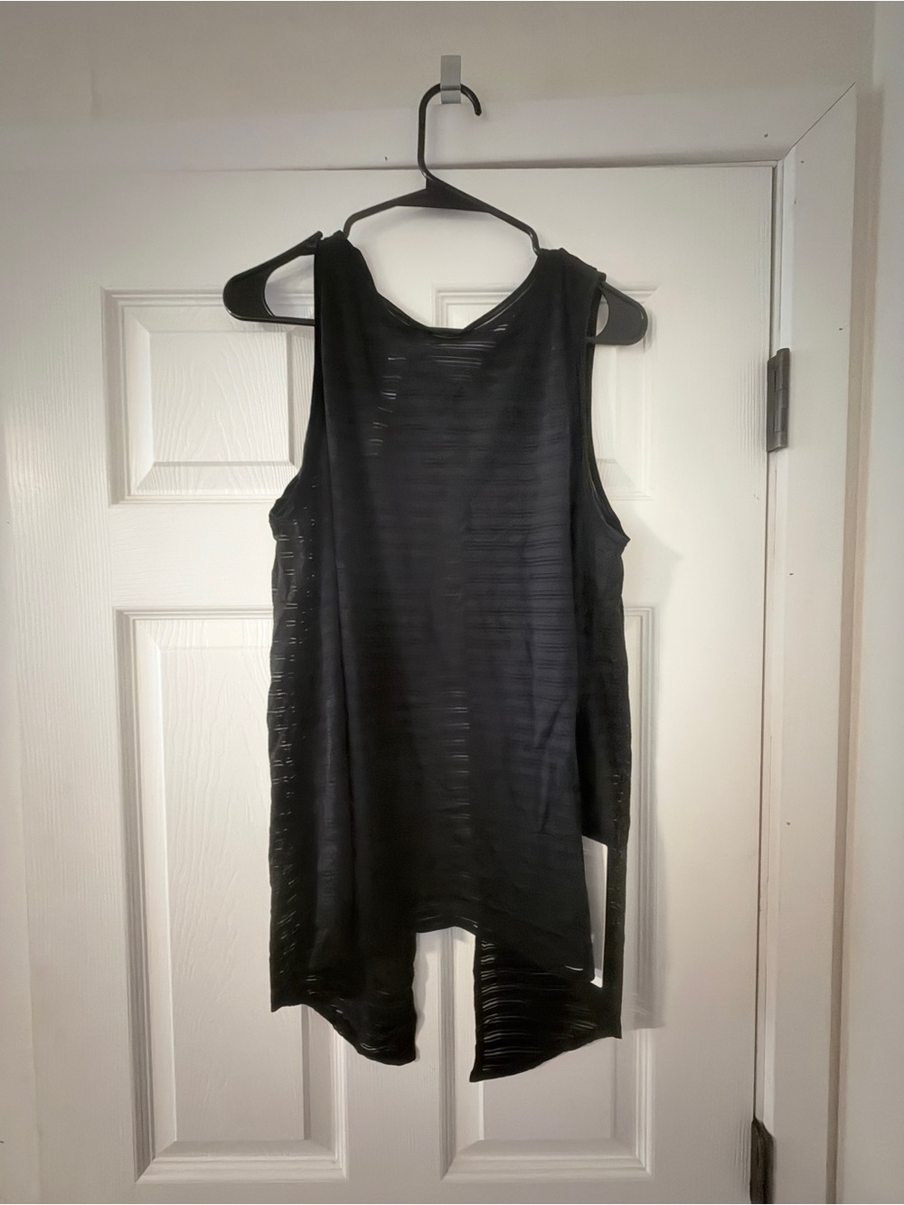 lululemon athletica Meet Halfway Tank black striped size 10 NWT